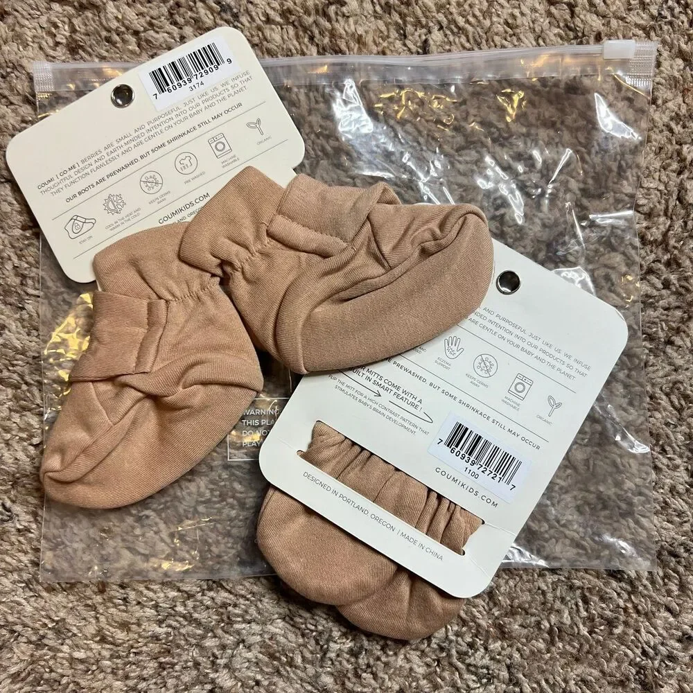 NWT Goumi Kids Sandstone Baby Mitts Boots SZ 0-3mo Bamboo Mittens Bootie - Picture 2 of 2